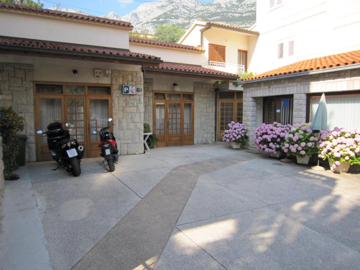 מאקרסקה Apartments Olga 2 מראה חיצוני תמונה