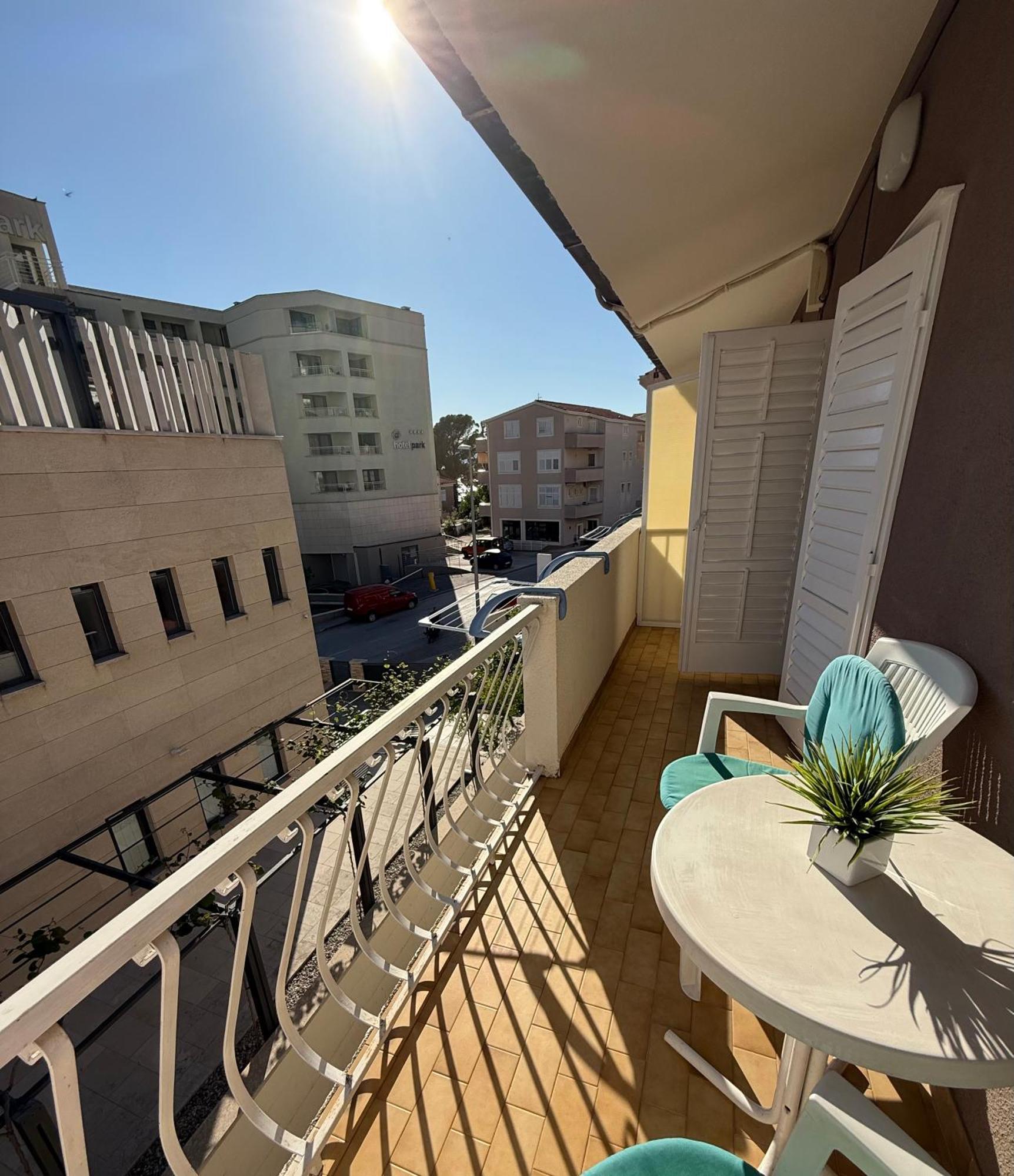 מאקרסקה Apartments Olga 2 מראה חיצוני תמונה